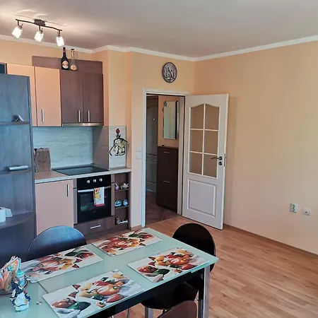 Appart Complex - Lalov Egrek 5 * 로제넷츠
